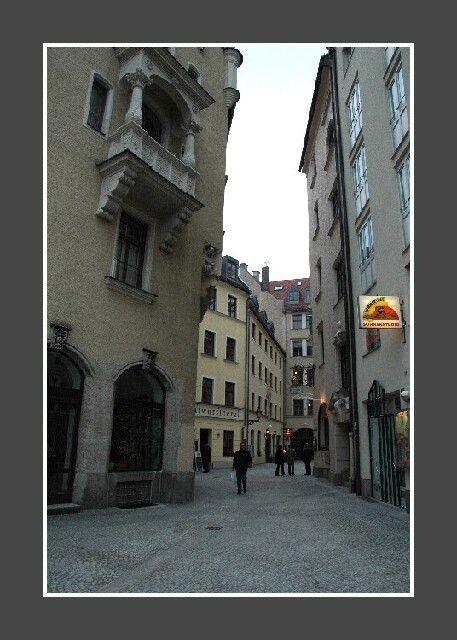 min 2006 02 25 munchen archi 135 c